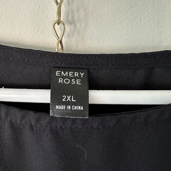 Baby doll blouse - Picture 3 of 3